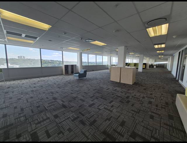 1,599M² OFFICE TO LET IN SANDTON CENTRAL